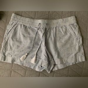 Vineyard Vines Striped Shorts